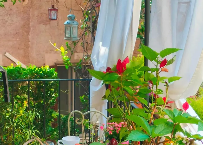 Casa Frida - A Lovely View On Ancient Court